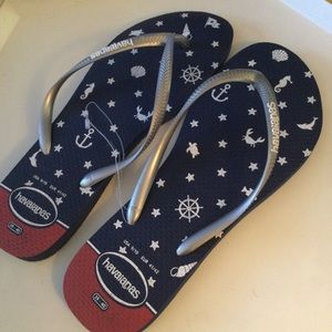 HAVAIANAS FLIP FLOPS BLUE SILVER RED BEACH NAUTICAL THEME WOMENS SIIZE 9/10 NWOT
